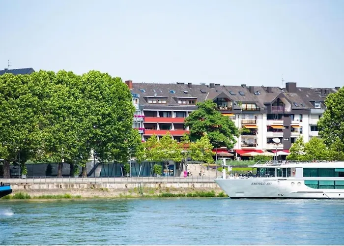Mit Balkon Am Rhein Apartman Koblenz